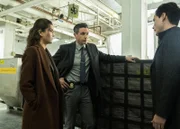(v.l.n.r.)  FBI SA Sydney Ortiz (Lisette Olivera, l.); FBI SA Stuart Scola (John Boyd); Danny Chun (Glenn Morizio)