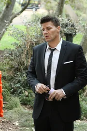 Bones_Ep808_sc_5_0386 Bones_Ep808_sc_5_0386