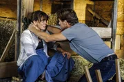 Das Baby kommt! Georg Leitner (Thomas Unger) kümmert sich um Marie Huber (Catherine Bode). Das Baby kommt! Georg Leitner (Thomas Unger) kümmert sich um Marie Huber (Catherine Bode).