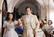 Endlich haben sich Lissi (Anna Fischer) und Johann (Johannes Zirner) gefunden und feiern ihre Hochzeit im Bremer Ratskeller