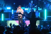 OneRepublic, gegründet im Jahr 2002, ist eine US-amerikanische Pop-Rock-Band, die von Sänger, Komponist und Produzent Ryan Tedder (li.) angeführt wird.