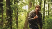 Gottfried (Roeland Wiesnekker) stakt durch den Spreewald