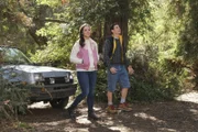 Erica Goldberg (Hayley Orrantia, l.); Geoff Schwartz (Sam Lerner, r.)