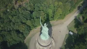 Sein Sieg in der Varusschlacht macht den Cheruskerfürsten Arminius zum germanischen Mythos.