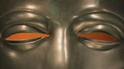 Arminius, ein Fürst des Stammes der Cherusker, führt die Germanen in den Kampf gegen die römischen Besatzer. Er hatte im römischen Heer gedient und war mit dessen Taktiken vertraut.