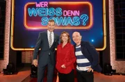 v.li.: Moderator Kai Pflaume, Schauspielerin Senta Berger und Schauspieler und Komiker Bernhard Hoëcker.