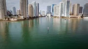 Hier mündet der Miami River in den Atlantik und hier zeigt sich auch Miamis Bauboom.