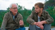 Der Leipziger Kabarettist Tom Pauls (li.) spricht mit Räuber (re.) über seine Liebe zum Heimatdialekt.