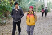 (v.l.n.r.) Max (Cheyenne Jackson); Kat (Mayim Bialik); Randi (Kyla Pratt); Carter (Julian Gant)