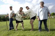 Seit mindestens 200 Jahren messen sich im Fischerdorf Padstow Ringer im kornischen Wrestling. In St. Columb hält die Familie Cawley, eine Familie von Meisterringern, diese Tradition am Leben.