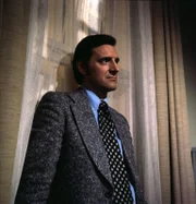 Kriminaloberwachtmeister Lenz (Helmut Fischer).