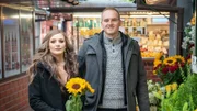 Das karriereorientierte Paar Sarah und Andreas Achleithner verlässt Nevada und zieht nach Polen. Für einen aufregenden Neustart in Krakau suchen sie das richtige Zuhause. Sie wollen so nah wie möglich an der Altstadt wohnen, doch im Stadtzentrum ist es schwierig, ein Haus zu finden. Die beiden haben viele Punkte auf ihrer Wunschliste, die der Immobilienmarkt nicht hergibt.