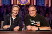 Rateteam-Kapitän Elton (r.) und der Komiker und Schauspieler Michael Kessler (l.) bilden ein Rateteam.