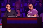 Rateteam-Kapitän Elton (r.)und der Schauspieler Heino Ferch (l.) bilden ein Rateteam.