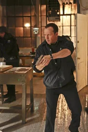 Um sich vom Unglück seines Sohnes abzulenken, stürzt sich Danny (Donnie Wahlberg) in die Ermittlungsarbeit ...