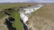 Gullfoss, der "Goldene Wasserfall" im Süden der Insel, steht seit 1979 unter Naturschutz.