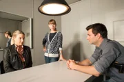 SOKO Kitzbühel Staffel 12 Folge 7 Vernehmung: Eva-Maria Grein von Friedl als Anja Haring, Kristina Sprenger als Karin Kofler, Jakob Seeböck als Lukas Roither