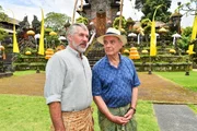 Das Traumschiff - Nusantara Daniel Morgenroth als Staff-Kapitän Martin Grimm, Walter Kreye als Eduard Becker