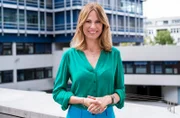 Was ist los in Europa? Moderatorin Hendrike Brenninkmeyer präsentiert einen spannenden Blick auf unseren Kontinent in Reportagen, Dokumentationen und Hintergrundberichten.