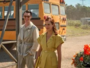 Bernard Marx (Harry Lloyd) und Lenina Crowne (Jessica Brown Findlay) Bernard Marx (Harry Lloyd) und Lenina Crowne (Jessica Brown Findlay)