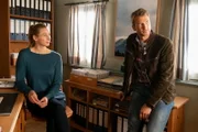 Der Bergdoktor, Staffel 15, Extreme - Teil 2, Andrea Gerhard als Linn Kemper, Heiko Ruprecht als Hans Gruber