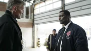 Agent Riordan (Chance Kelly, l.), Wallace Boden (Eamonn Walker)