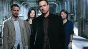 Die Detectives v.l.: Messer (Carmine Giovinazzo), Danville (Sela Ward), Taylor (Gary Sinise), Monroe Messer (Anna Belknap) lösen einen schwierigen Fall: Eine junge zwangsgestörte Frau, die scheinbar Zeuge eines Mordes war, ist plötzlich tot. Hat jemand die womöglich einzige Zeugin aus dem Weg geräumt?