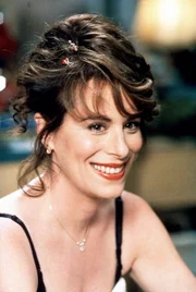 Lois (Jane Kaczmarek) freut sich auf ihren Hochzeitstag.