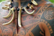 Marquesas: auf der Suche nach den verlorenen Tätowierungen