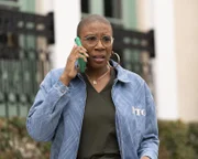 Henrietta "Hen" Wilson (Aisha Hinds)
