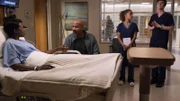 v.l.: Dawn Williams (Christine Horn), Todd Williams (Reggie Austin), Dr. Claire Brown (Antonia Thomas) und Dr. Shaun Murphy (Freddie Highmore)