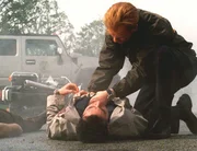 Horatio (David Caruso) ist am Boden zerst&ouml;rt: Sein Kollege Tim (Rory Cochrane) ist bei einem &Uuml;berfall erschossen worden.