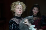 Diana von Poitiers (Ludivine Sagnier, l.)
