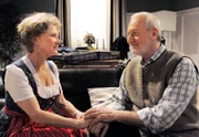 ARD STURM DER LIEBE FOLGE 1304, am Donnerstag (19.05.11) um 15:10 Uhr im ERSTEN. Hildegard (Antje Hagen, l.) und Alfons (Sepp Schauer, r.) sind froh, dass sie sich wiederhaben.