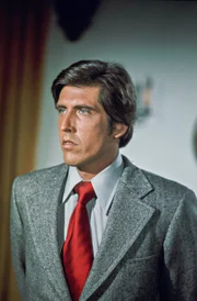 Jon Miller (Sgt. Miller).