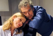 ARD STURM DER LIEBE FOLGE 1335, am Donnerstag (07.07.11) um 15:10 Uhr im ERSTEN. André (Joachim Lätsch, r.) und Lena (Johanna Bönninghaus, l.) genießen ihre Liebe.