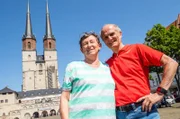 Pressefotos zur Bewerbung der Sendung ‚ÄûLegenden‚Äú mit Waldemar Cierpinski aufgenommen in Halle/Saale. im Foto: Waldemar Cierpinski (R) und seine Frau Maritta Cierpinski (L)