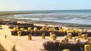 Einst ein Fischerdorf: Im Ortsteil Duhnen liegt der beliebteste Strand von Cuxhaven.
