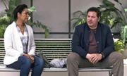Tommy Vega (Gina Torres) und George (Greg Grunberg)