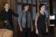 L-R: Darren (Jonathan Brooks), Oliver Kind ( Jonathan Moore), Jane Doe (Jaimie Alexander )