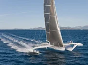 Mit der Kraft des Windes:   Um seine Spitzengeschwindigkeiten erreichen zu können, hebt der Hydroptère ab und berührt nur noch auf drei Kufen die Wasseroberfläche.