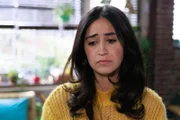 Esma (Özge Delioglan) richtet in ihrem Trennungsschmerz unfaire Vorwürfe in Richtung Tobias.
