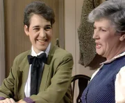 l-r: Babette Wanninger (Gerda Steiner), Barbara (Erna Wassmer)