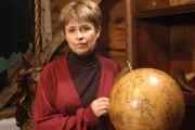 Estelle Balliol (Birgit Forsyth).