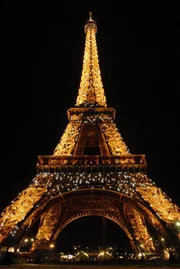 Seit mehr als 130 Jahren beherrscht der Eiffelturm das Stadtbild von Paris.