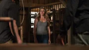 Julie Swagger (Shantel VanSanten)
