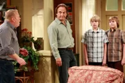 L-R: Andy (Larry Joe Campbel),Jim (James Belushi) , Cole Sprouse, Dylan Sprouse.