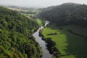 Fluss  +++ Die Verwendung des sendungsbezogenen Materials ist nur mit dem Hinweis und Verlinkung auf RTL+ gestattet. +++