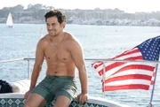 Noch genießt DeLuca (Giacomo Gianniotti) seinen Krankfeier-Tag mit den Kollegen ...