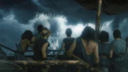 Odysseus und seine Crew begegnen den Ungeheuern Charybdis und Skylla. Für das sagenhafte Ungeheuer Skylla haben Forscher eine Erklärung gefunden: Skylla steht für das regelmäßige Auftreten von Tornados im Golf von Patras.
